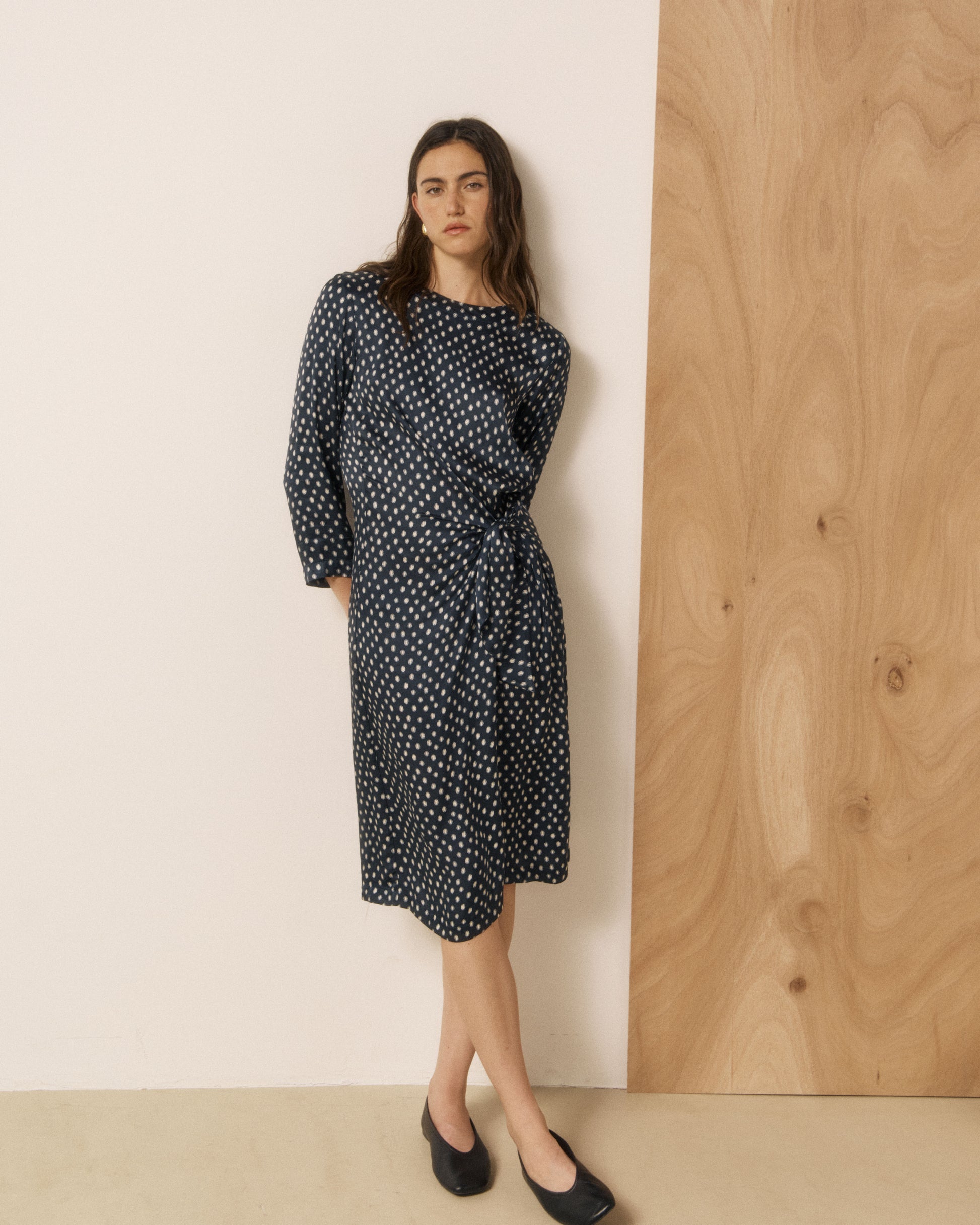 Robe Femme en Viscose à Pois Bleu Marine & Blanc Romana