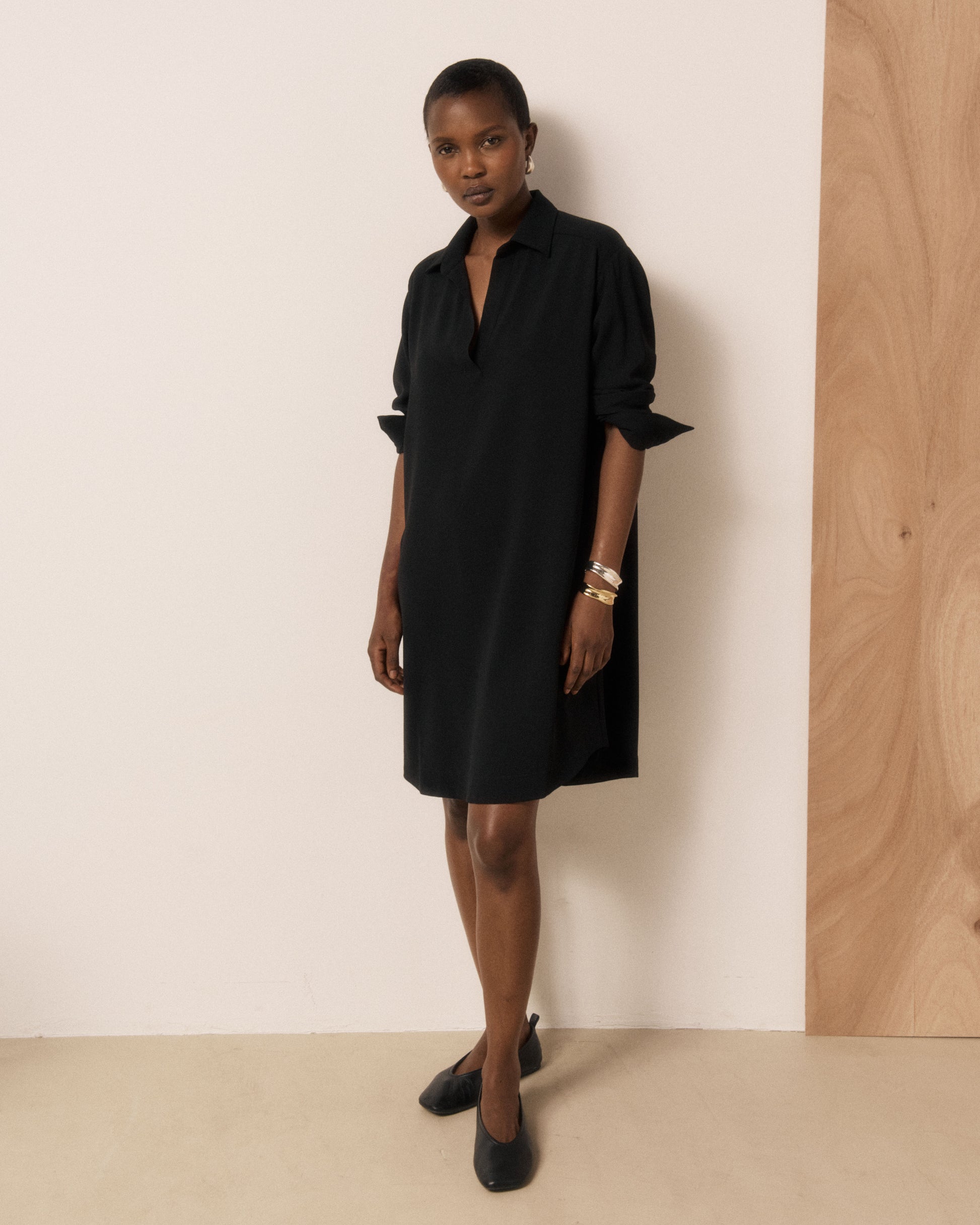 Robe Femme en Crêpe Noir Rusk