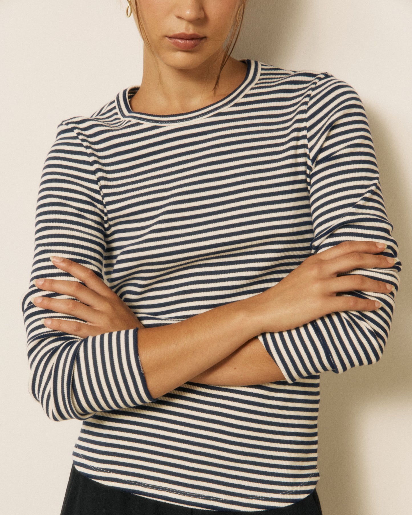 T-shirt Femme en Coton Côtelé à Rayures Ecru & Bleu Marine Taurua
