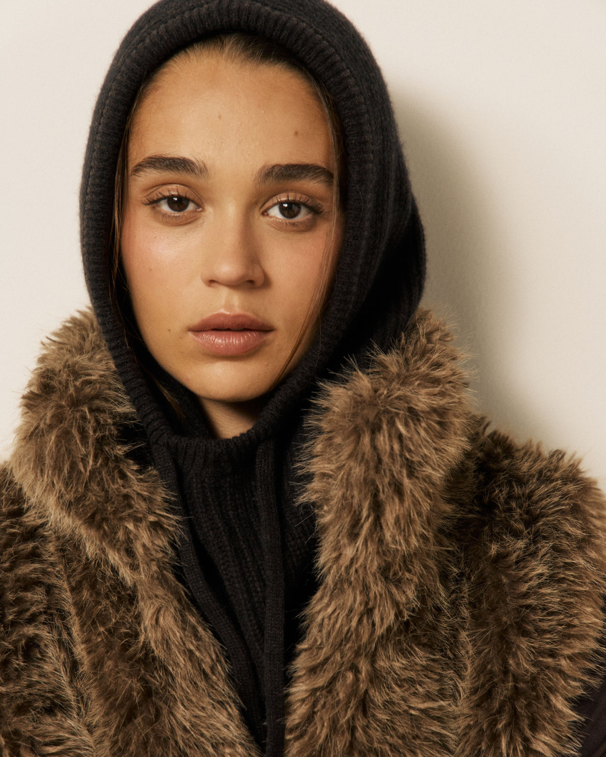 Cagoule Femme en Laine & Cachemire Marron Meysie