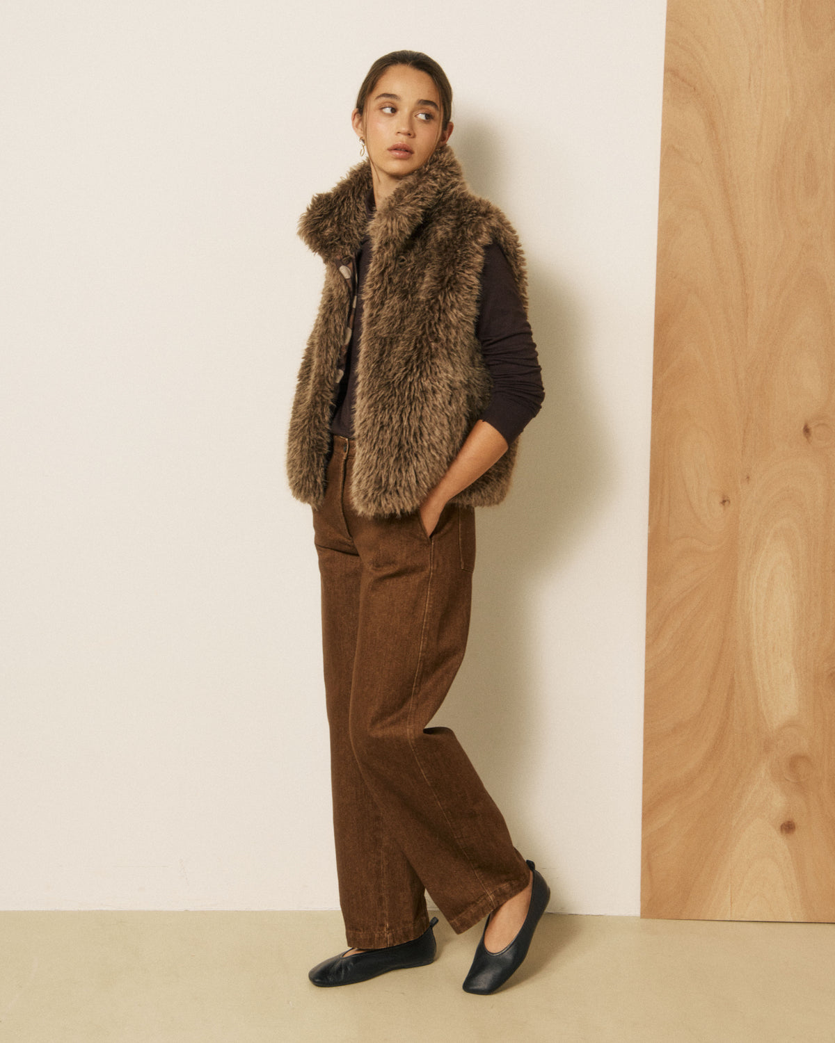 Gilet Femme en Fausse fourrure à poils longs Marron Verso