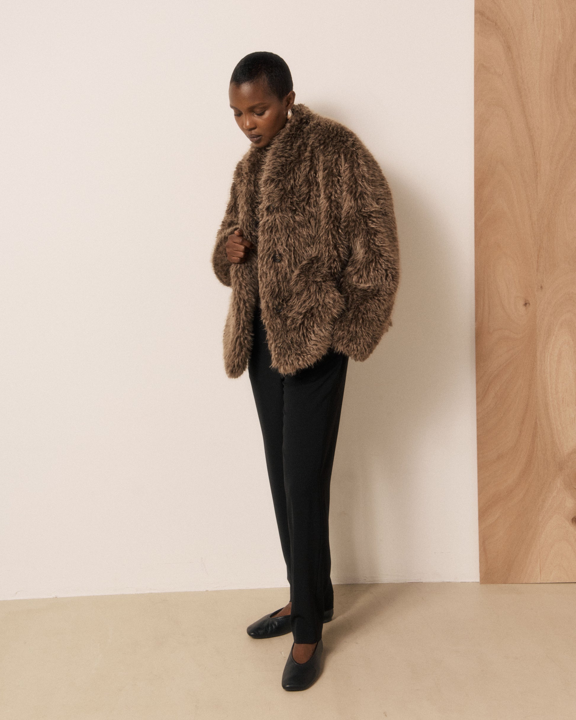 Veste Femme en Fausse fourrure à poils longs Marron Valda
